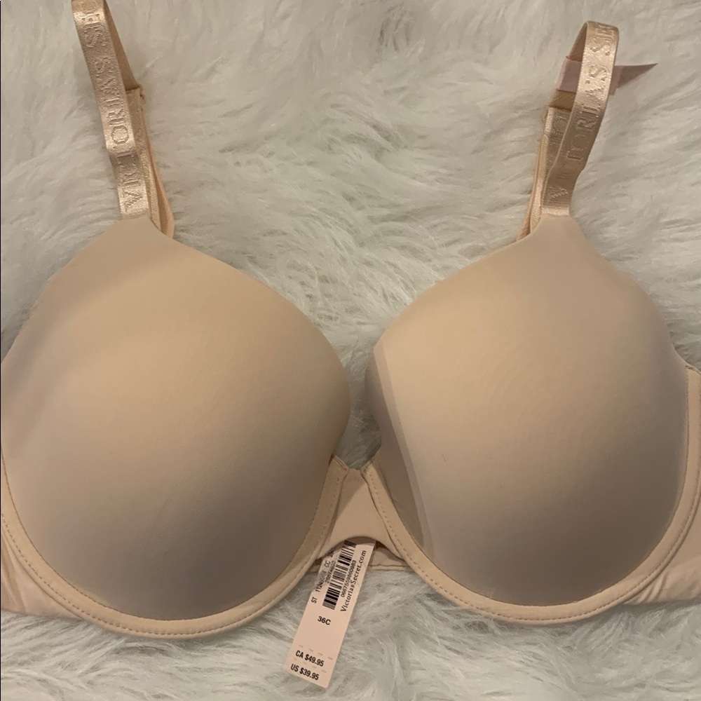 Brand new Victoria's Secret Cream Bra